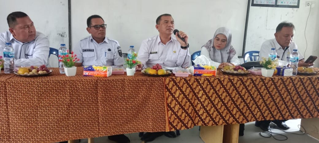 whatsapp_image_2026-01-14_at_12.56.54_1.jpg Pastikan Kualitas Nutrisi Siswa, Kadisdikbud Rohil Monitoring Program Makan Bergizi Gratis di Pekaitan