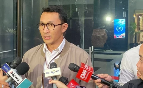 periksa-plt-gubernur-riau-kpk-dalami-uang-yang-ditemukan-saat-penggeledahan-bhh